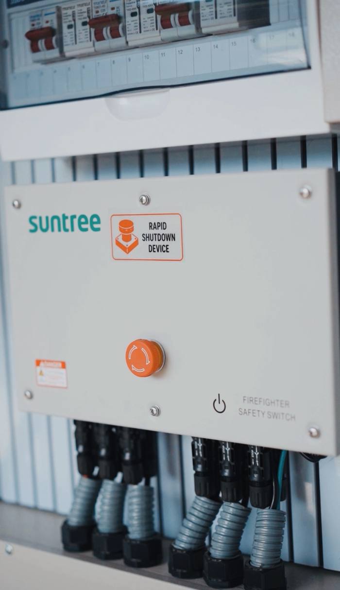 Rapid shutdown device